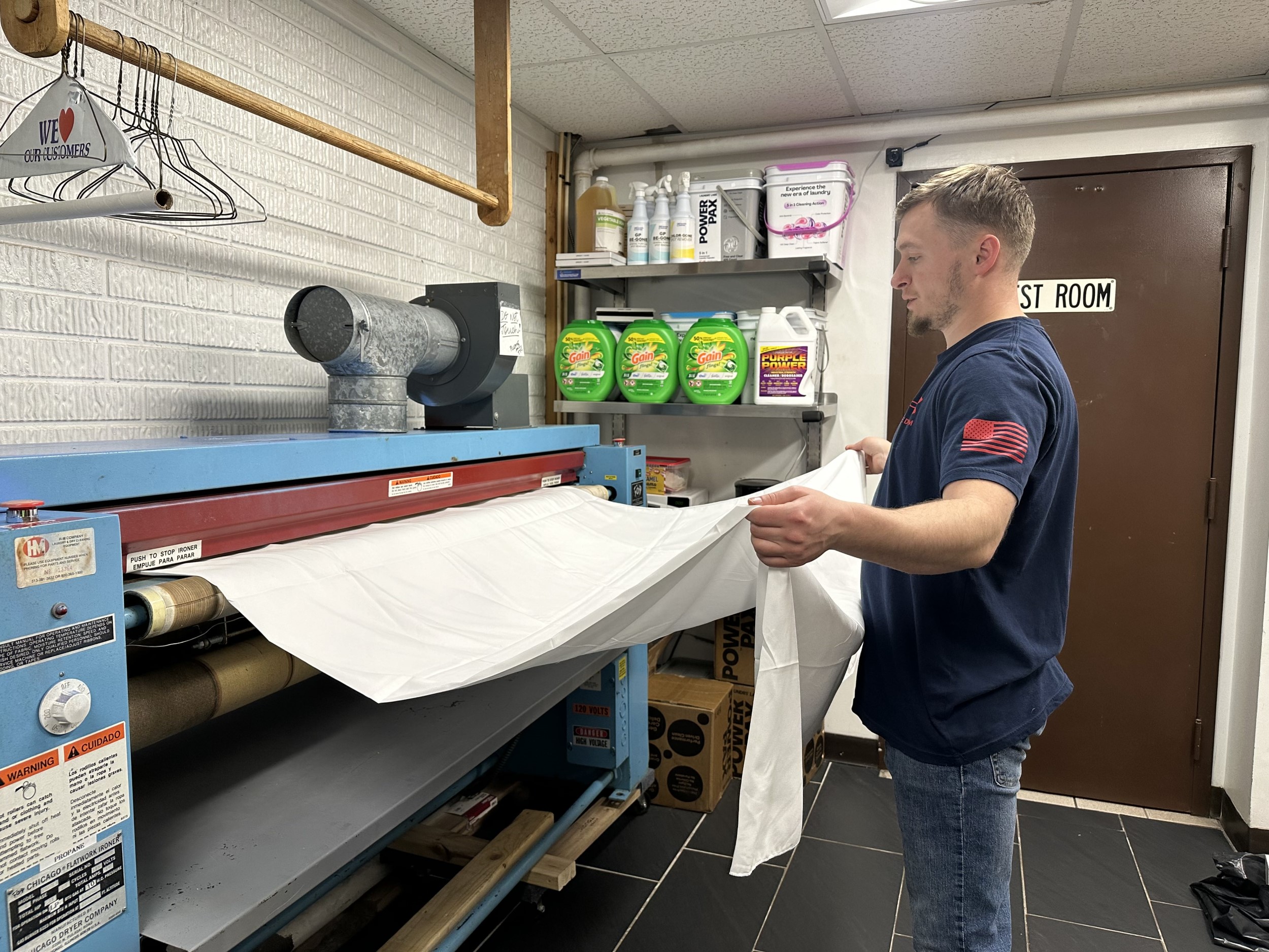 Uniform laundry for businesses